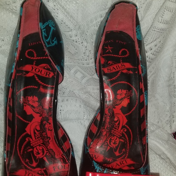 Iron Fist "Dont Hold Your Breath" heels - Picture 3 of 3
